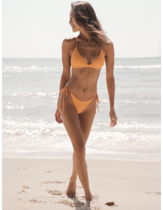 Yukari Euro-American sexy ins Band mit kleinen Brust zu sammeln Bikini sexy Drei-Punkt-Split Badeanzug Frau